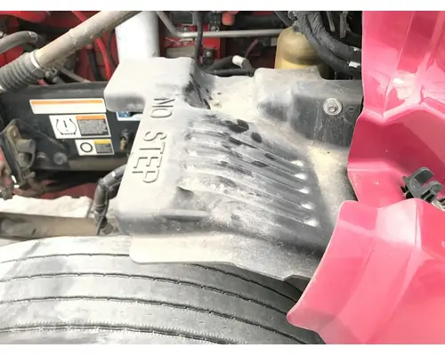 Peterbilt 579 Fender