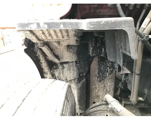 Peterbilt 579 Fender