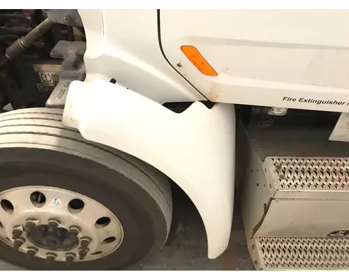 Peterbilt 579 Fender