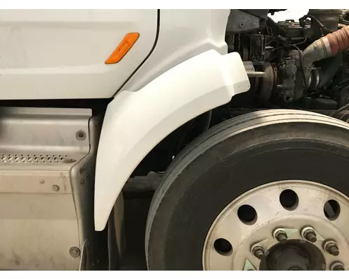 Peterbilt 579 Fender