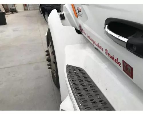 Fender Peterbilt 579 Vander Haags Inc Cb