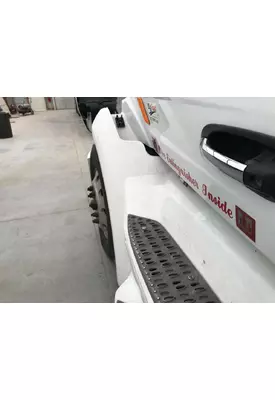 Peterbilt 579 Fender