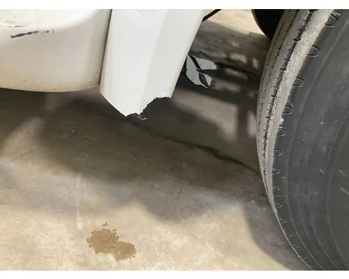 Peterbilt 579 Fender