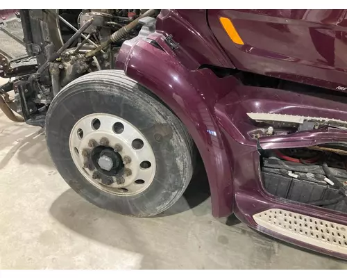 Peterbilt 579 Fender