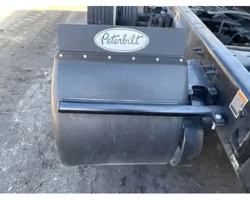 Peterbilt 579 Fender