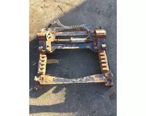 Fifth Wheel PETERBILT 579 Payless Truck Parts
