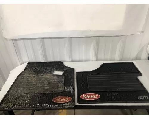 Peterbilt 579 Floor Mat