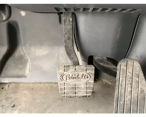 Peterbilt 579 Foot Control , Pedal