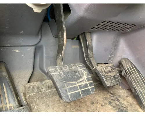 Peterbilt 579 Foot Control Pedal (all floor pedals)