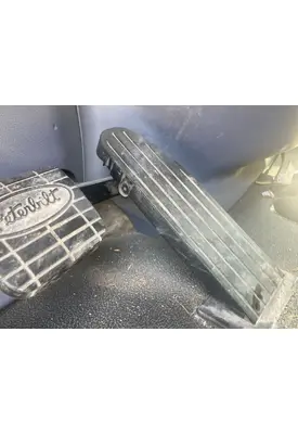 Peterbilt 579 Foot Control Pedal (all floor pedals)