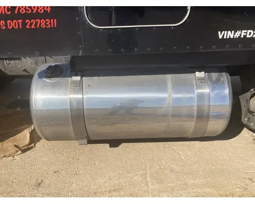 Peterbilt 579 Fuel Tank Strap