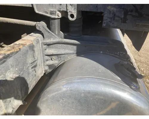 Peterbilt 579 Fuel Tank Strap