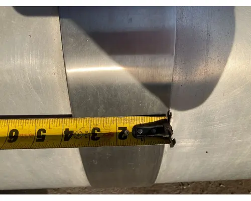 Peterbilt 579 Fuel Tank Strap