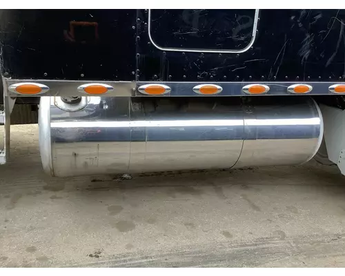 Peterbilt 579 Fuel Tank Strap