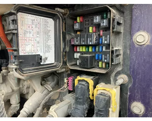 Peterbilt 579 Fuse Box