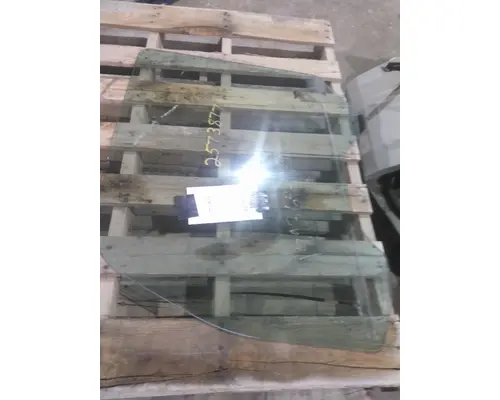 Door Glass, Front PETERBILT 579 LKQ Thompson Motors - Wykoff