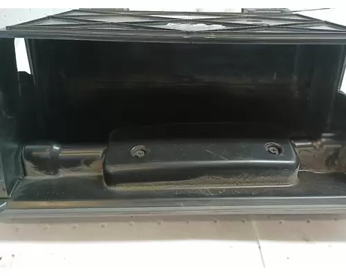 Peterbilt 579 Glove Box