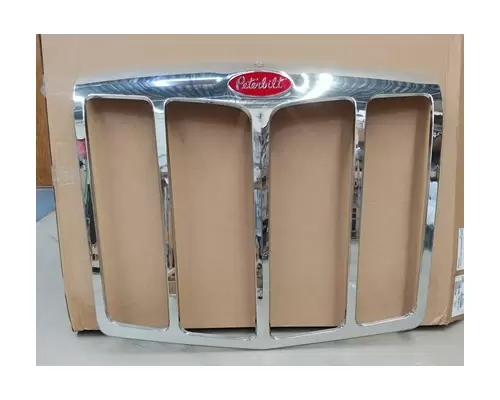 Peterbilt 579 Grille