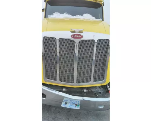 Grille PETERBILT 579 LKQ Heavy Truck - Goodys