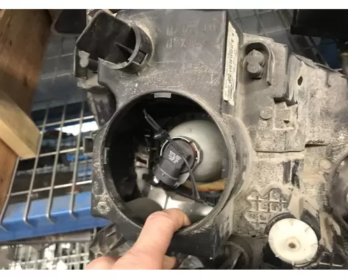 Peterbilt 579 Headlamp Assembly