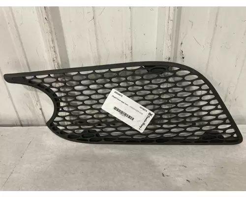 Peterbilt 579 Hood Side Vent