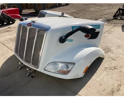 Peterbilt 579 Hood