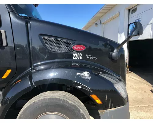 Peterbilt 579 Hood