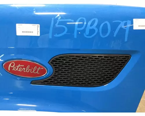 Peterbilt 579 Hood