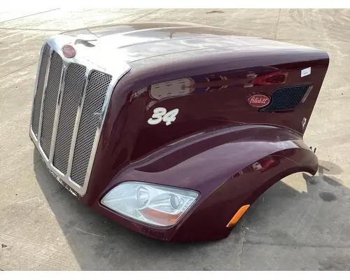 Peterbilt 579 Hood