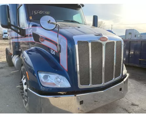 Peterbilt 579 Hood