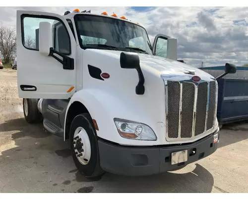 Peterbilt 579 Hood