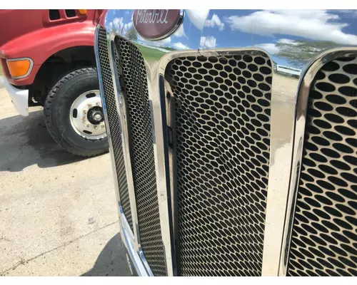 Peterbilt 579 Hood