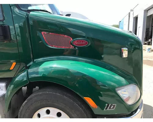 Peterbilt 579 Hood