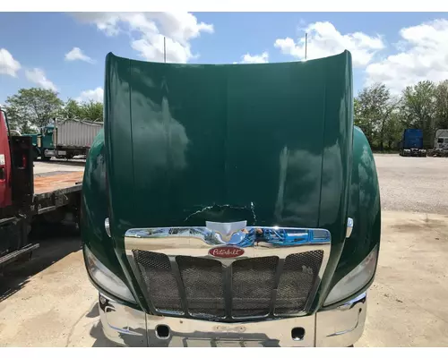 Peterbilt 579 Hood