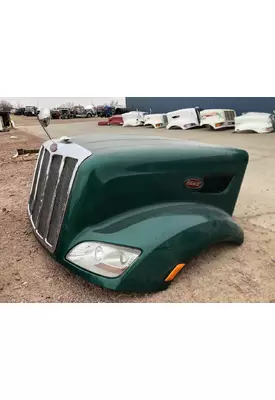 Peterbilt 579 Hood