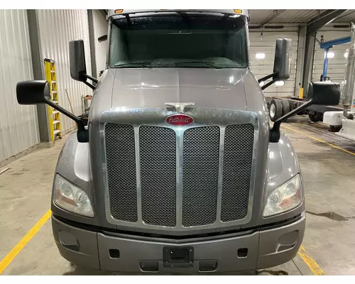 Peterbilt 579 Hood