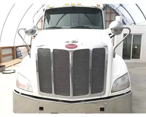 Peterbilt 579 Hood