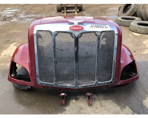 Peterbilt 579 Hood