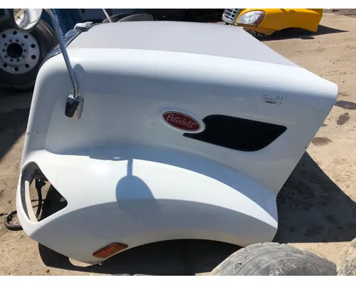 Peterbilt 579 Hood