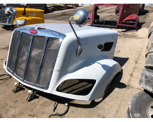 Peterbilt 579 Hood