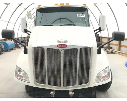 Peterbilt 579 Hood