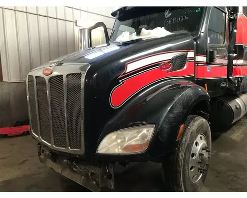 Peterbilt 579 Hood