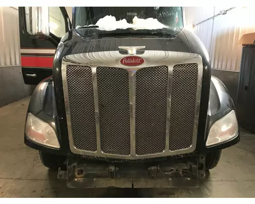 Peterbilt 579 Hood