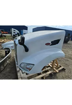 Peterbilt 579 Hood