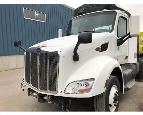 Peterbilt 579 Hood