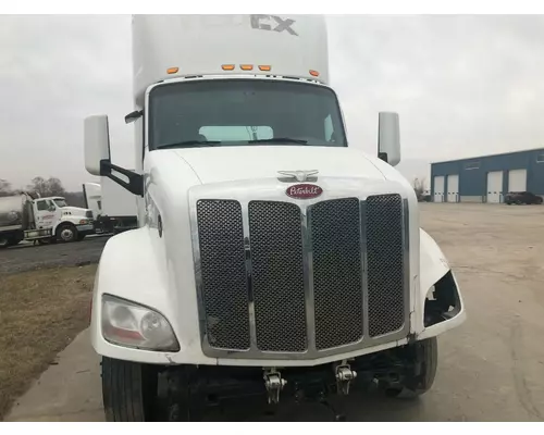 Peterbilt 579 Hood