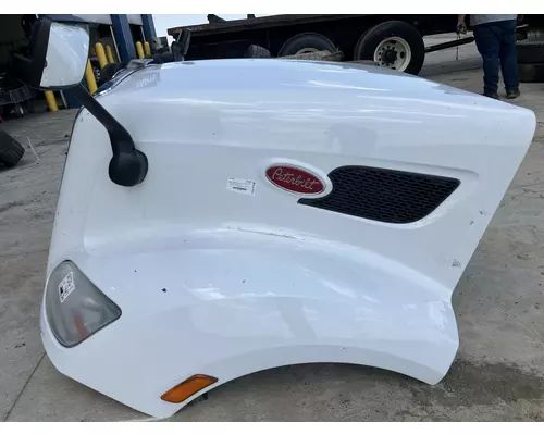 Peterbilt 579 Hood