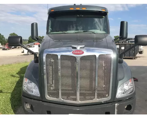 Peterbilt 579 Hood