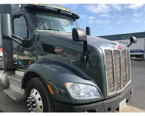 Peterbilt 579 Hood