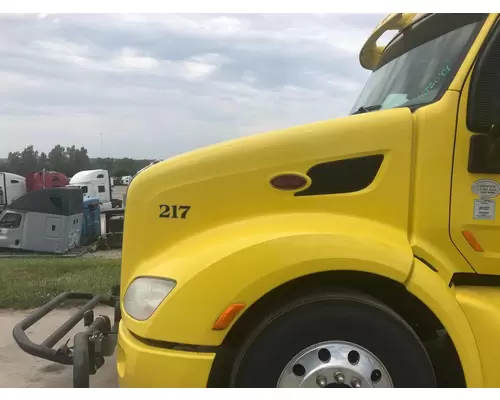 Peterbilt 579 Hood